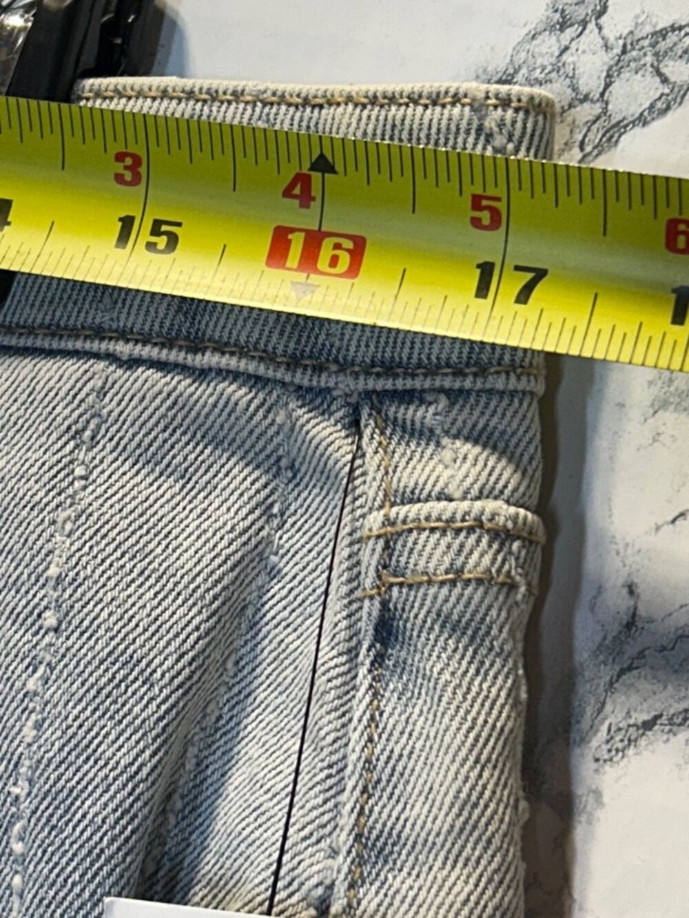 And Now This Womens Size 31 Relaxed Fit Bermuda Light Wash Striped Denim - Picture 6 of 13